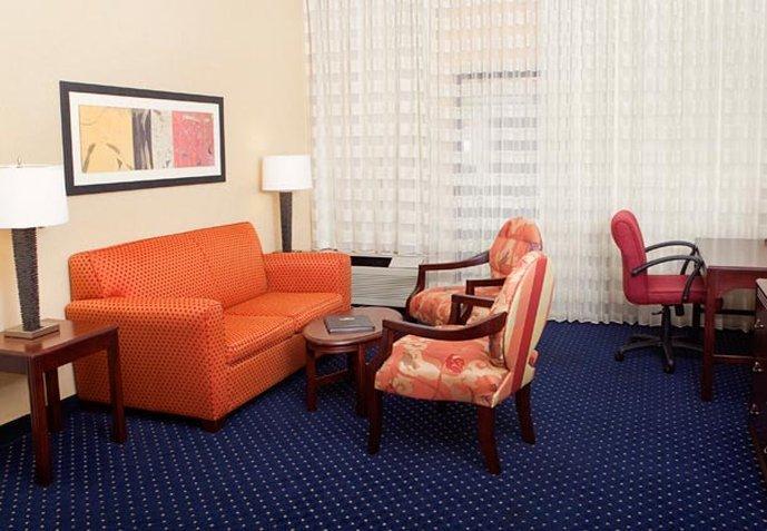 Hotel Courtyard By Marriott 3*